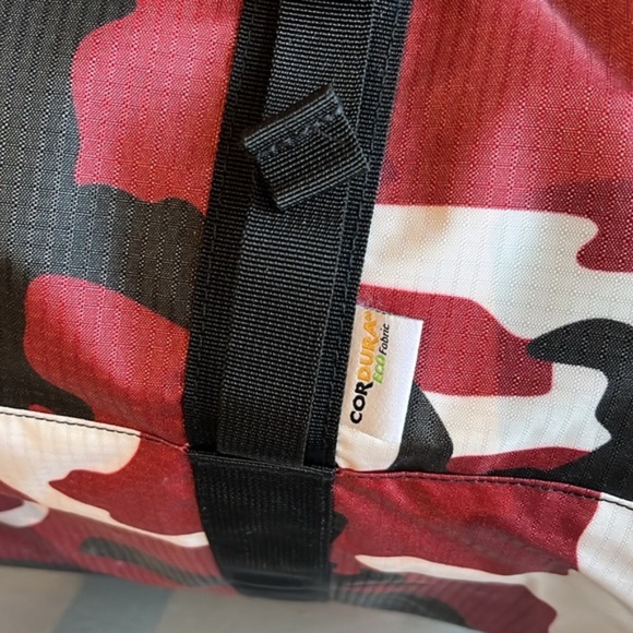 Supreme SS/21 Red Camo Duffle Bag - Picture 11 of 15